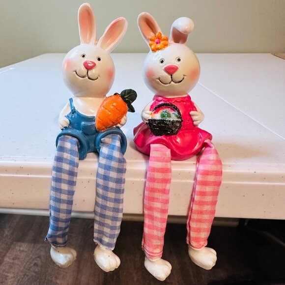 Pair of Easter bunny shelf sitters springtime spring decoration buffalo plaid - Picture 1 of 8